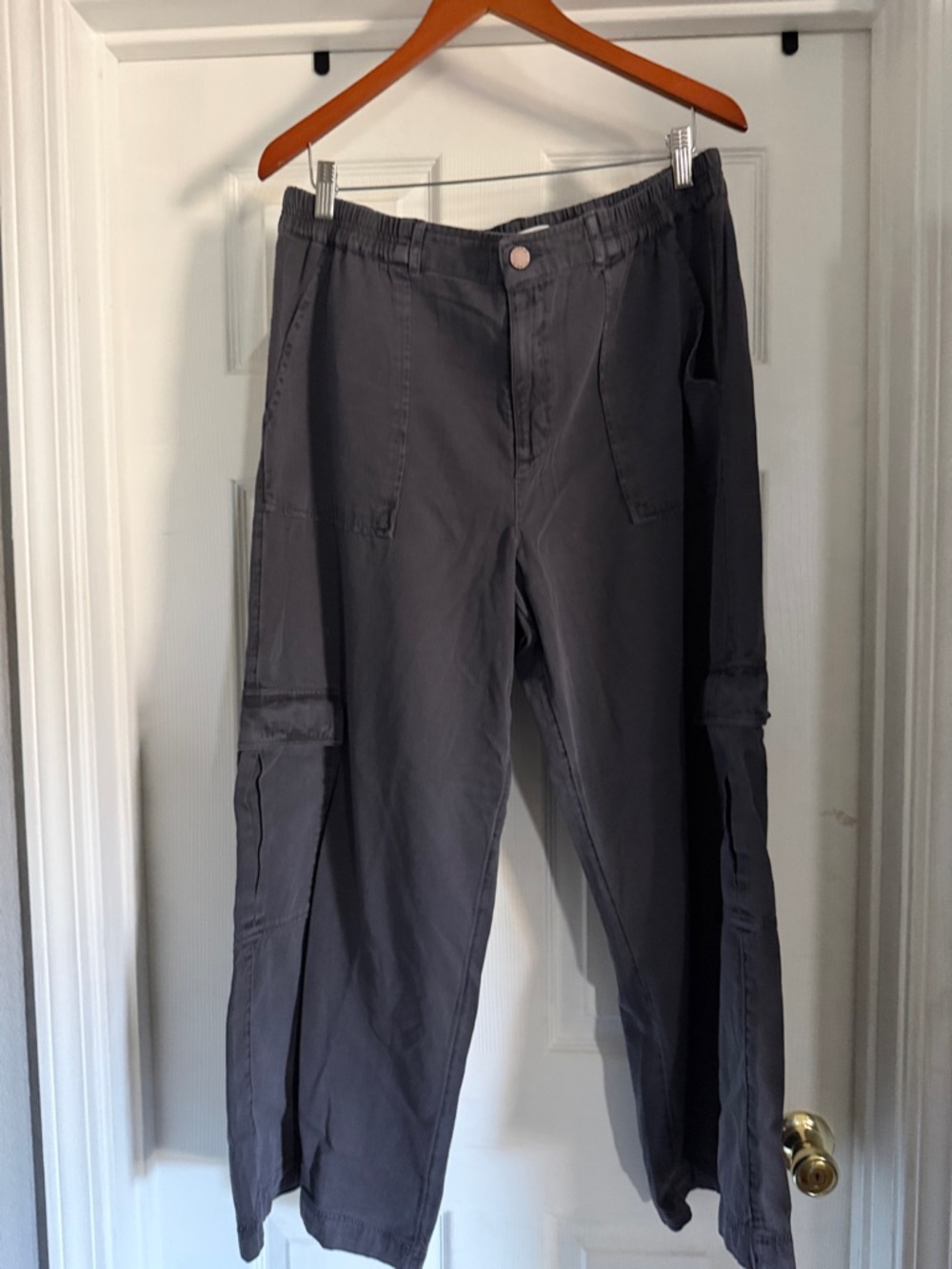 O'Neill Womens Cargo Pants in Dark Gray